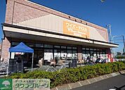 ワイズマートディスカ高洲店 徒歩26分。スーパー 2070m