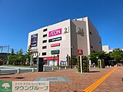イオン 徒歩15分。ショッピングセンター 1160m