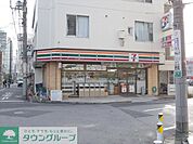 セブンイレブン 130m