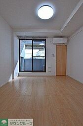 マーレーモンティーVI 402 4階1Kのリビング/ダイニング