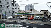ファミリーマート本駒込二丁目店 徒歩8分。コンビニ 640m