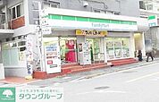 ファミリーマート市谷田町店 徒歩6分。コンビニ 450m