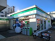 ファミリーマート 311m