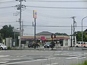 ミニストップ印西草深店 1049m