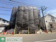 建築中