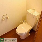 風呂、トイレ別です。