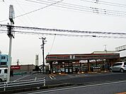 セブンイレブン 220m