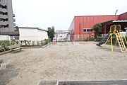 すぐ近くに公園もあります