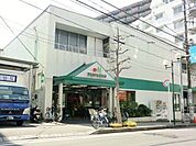 マルエツ 130m