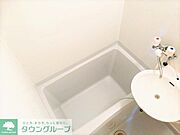 風呂・トイレ別です。