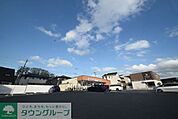 セブンイレブン大室3丁目店 徒歩7分。 520m