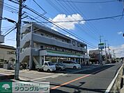ファミリーマート 460m