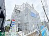 エントランス：駐車場