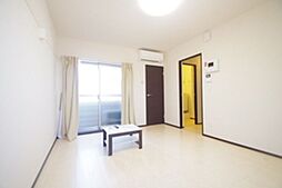 小田急小田原線 鶴川駅 バス9分 鶴川市民センター入口下車 徒歩9分の賃貸アパート 1階1Kのリビング/ダイニング