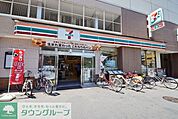 セブンイレブン狛江駅南店 徒歩3分。コンビニ 230m