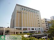 新百合丘OPA 徒歩12分。ショッピングセンター 930m