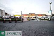 ヤオコー川口朝日店 徒歩10分。スーパー 750m