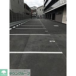 17 / 23