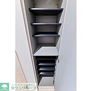 シューズボックス