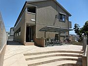 オートロック完備