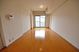 フラット浜田山 B304 3階3LDKのリビング/ダイニング