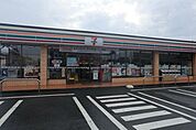 セブンイレブン西東京中町2丁目店 669m