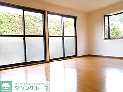 ロイヤルガーデン　壱〜七番館 6102 2階3LDKのリビング/ダイニング