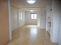 カルム上宿 101 1階1LDKのリビング/ダイニング