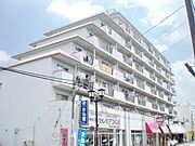 ♪重厚感ある建物ですね♪