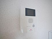 ★安心のモニタ付きドアホン★