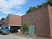 日野図書館 427m