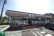 セブンイレブン草加氷川町西店 徒歩3分。 170m