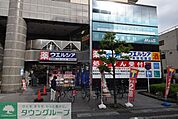ウエルシア草加松原店 徒歩8分。徒歩16分。 620m