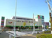 トイザらス多摩店・サンドラック 聖蹟桜ケ丘郵便局 994m