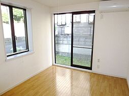 フォレスト6番館 201 2階1Kのリビング/ダイニング