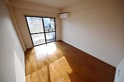 エミネンス聖蹟 103 1階1Kのリビング/ダイニング