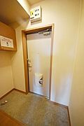 ★開放的玄関スペースです★