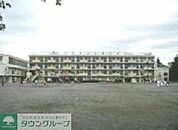 府中市立浅間中学校 徒歩14分。中学校 1080m