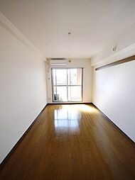 多摩都市モノレール 中央大学・明星大学駅 徒歩5分の賃貸マンション 4階1Kのリビング/ダイニング