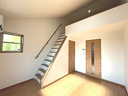 多摩都市モノレール 大塚・帝京大学駅 徒歩12分の賃貸アパート 2階1Kのリビング/ダイニング