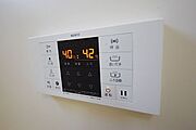 ★浴槽内からでも追い焚きの操作が出来ますよ★
