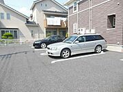 ★敷地内の駐車場です★