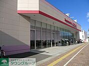 しまむら 徒歩16分。その他小売店 1210m