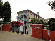 松戸市立稔台小学校 698m