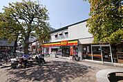 デイリーヤマザキ 坂戸緑町店 697m