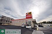 サンドラッグ東松山店 徒歩4分。ドラックストア 290m