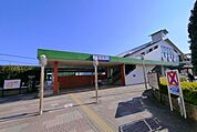 高坂駅 1429m