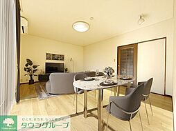 大楽寺貸家 1 1階5LDKのリビング/ダイニング