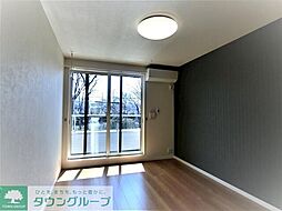 Villa Azalea 201 2階2LDKのリビング/ダイニング