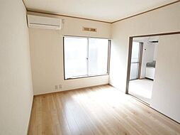 フルール日野 1階1DKのリビング/ダイニング